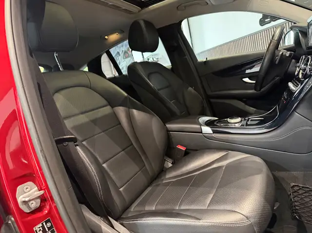 Mercedes-Benz GLC view 9