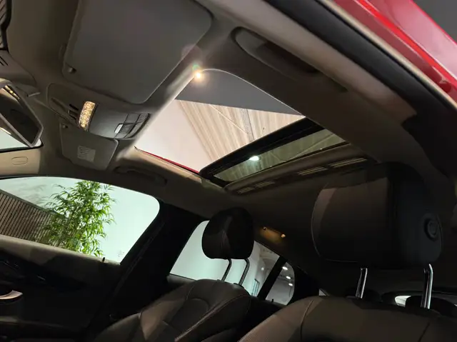 Mercedes-Benz GLC view 10