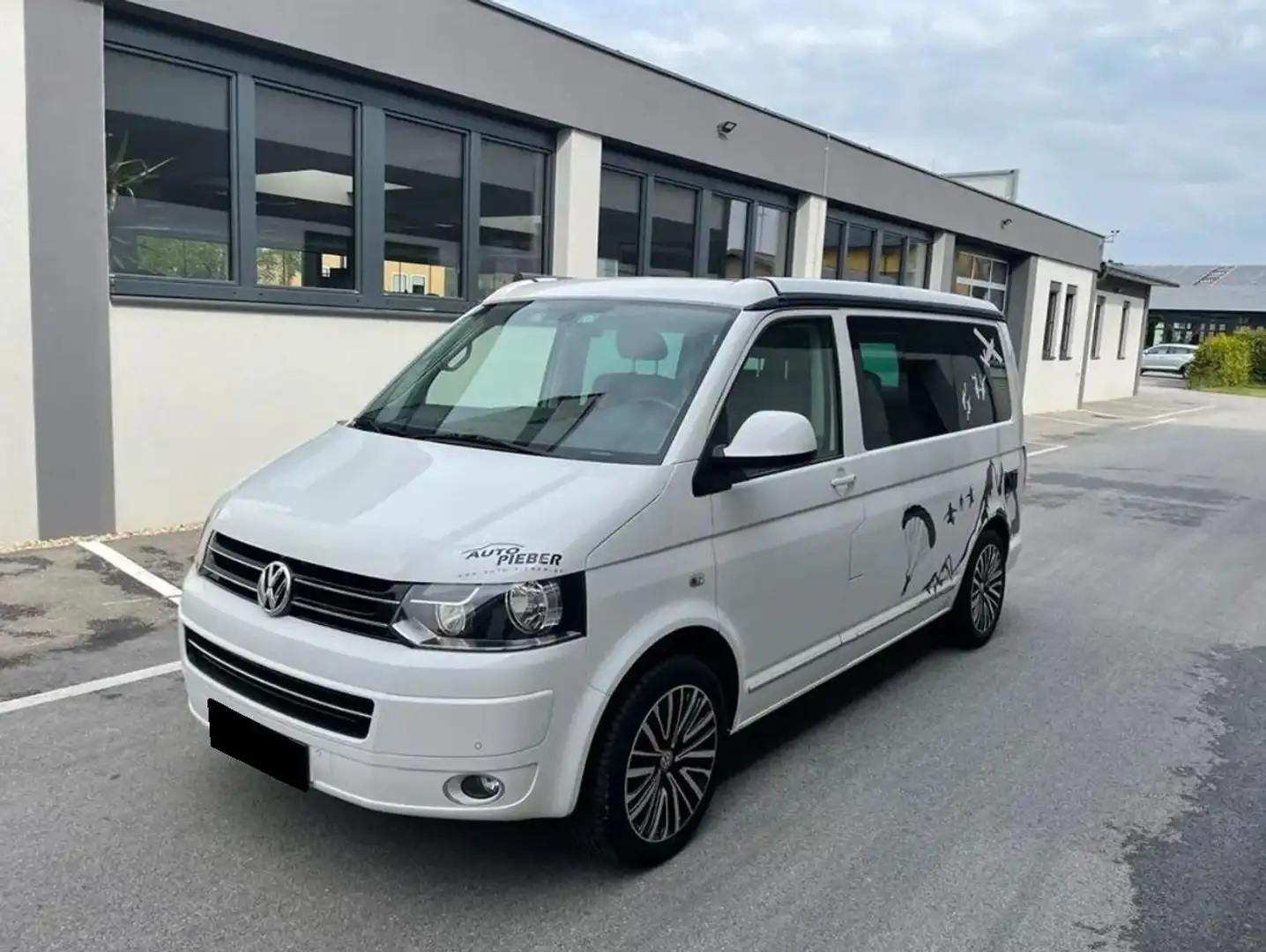 Volkswagen T5 California T5 California 2.0 TDI Comfortline DSG Wit - 1