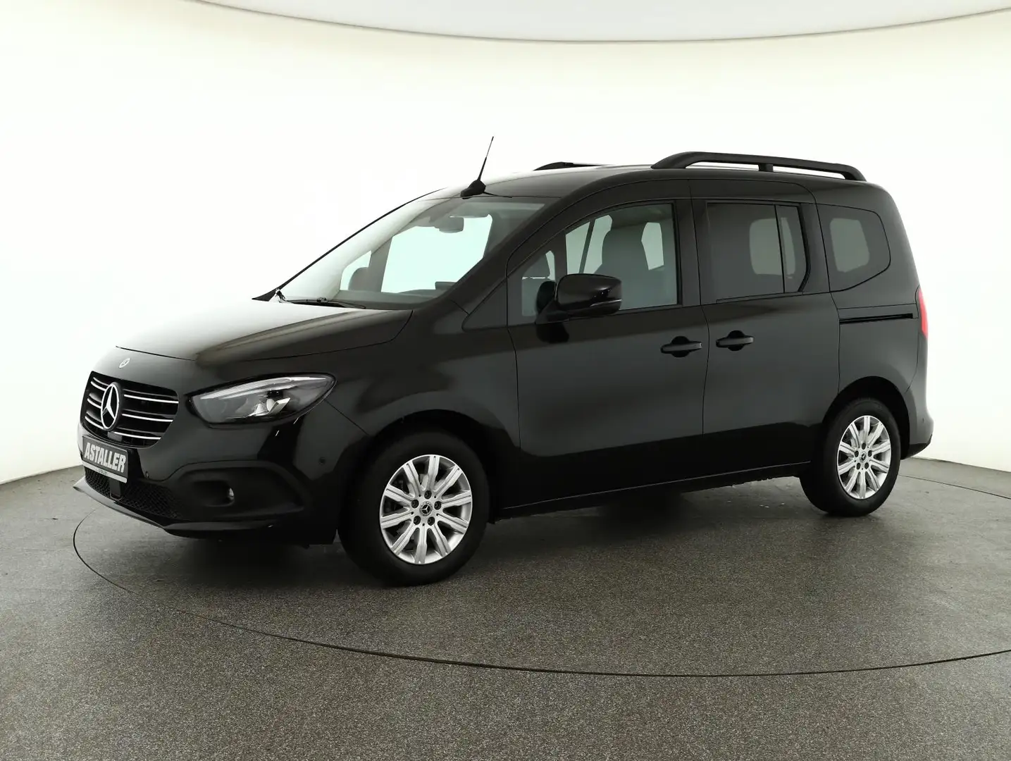 Mercedes-Benz T-Klasse T 180 PROGRESSIVE Standard DAB+Navi+LED+MBUX+AHK Schwarz - 2