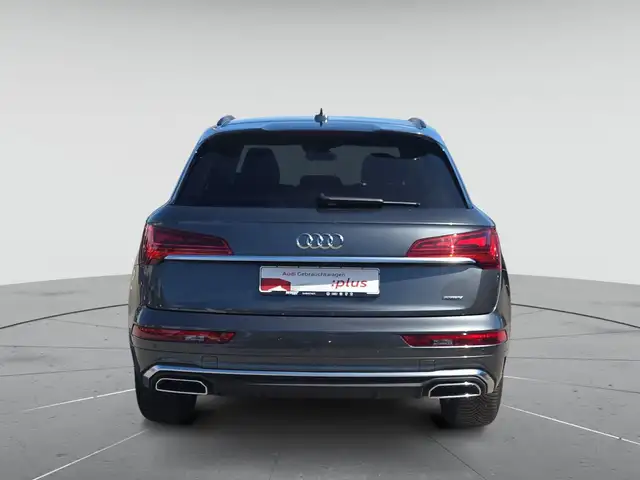 Audi Q5 view 7
