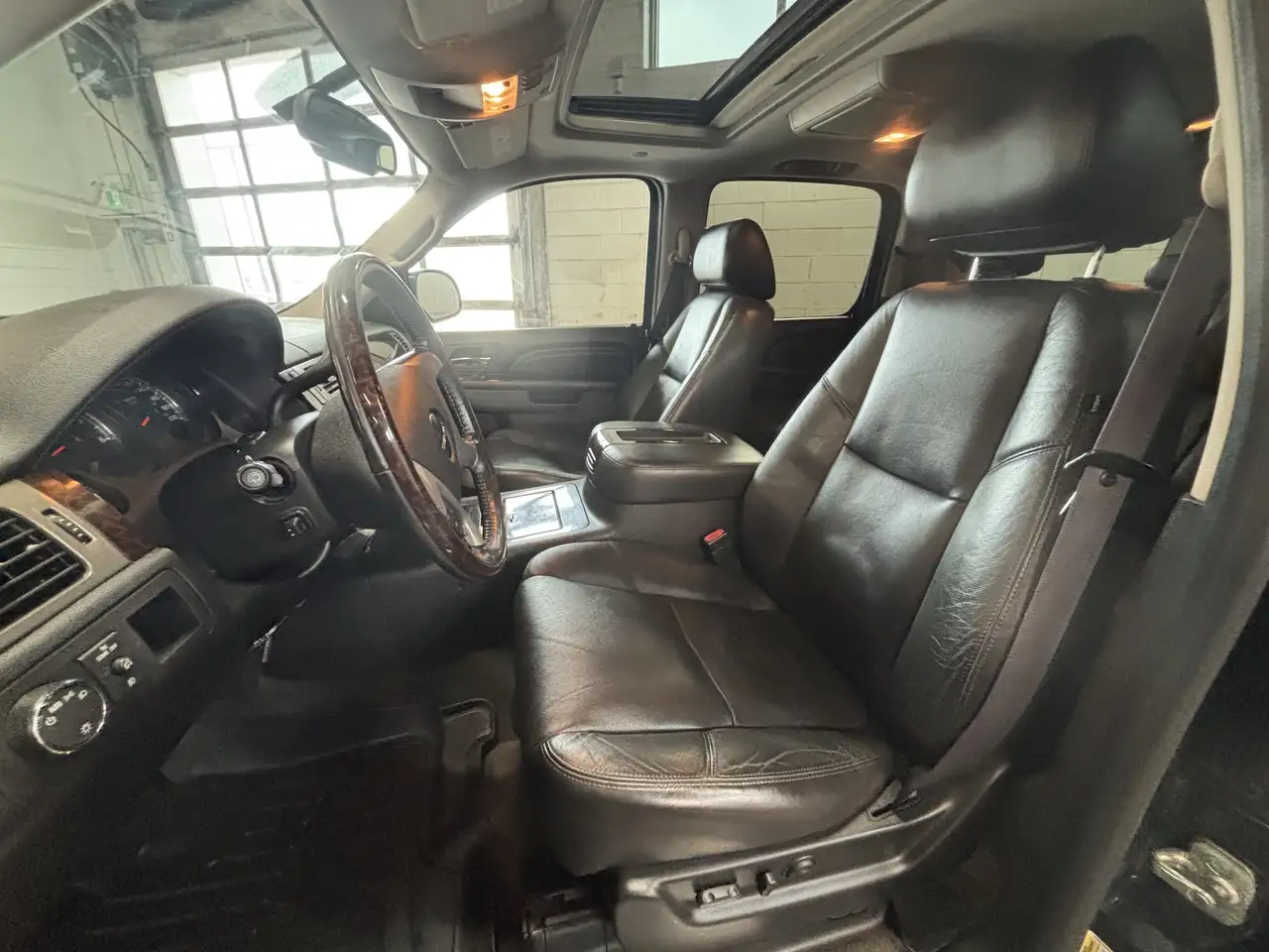 GMC Yukon снимка GMC Yukon