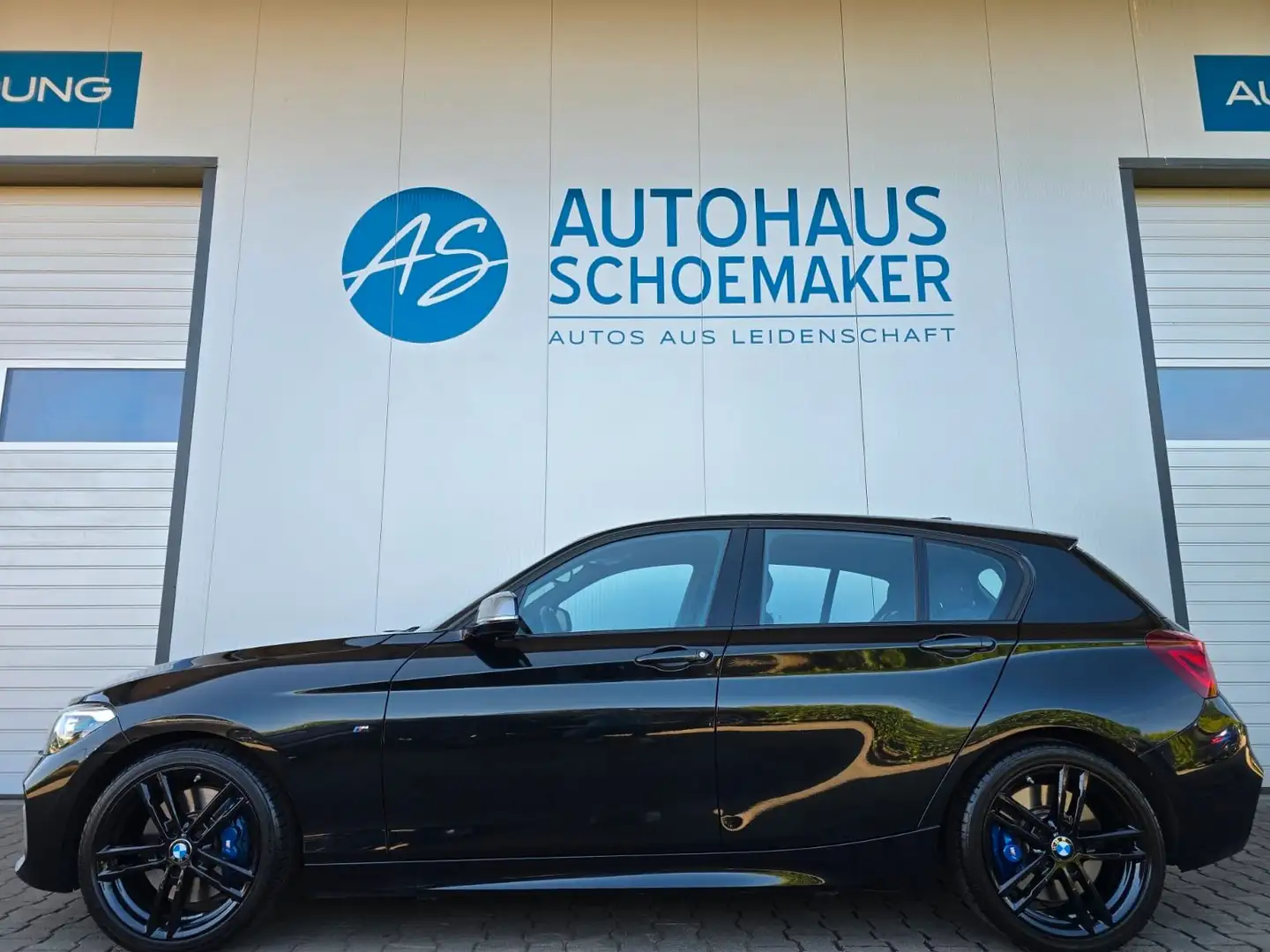 BMW 140 Special Edition*DEUTSCH*Erst 23.500km*18´´ Černá - 2