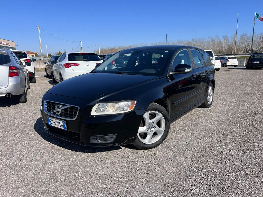 Volvo V50 2011 из Европы — купить под ключ
