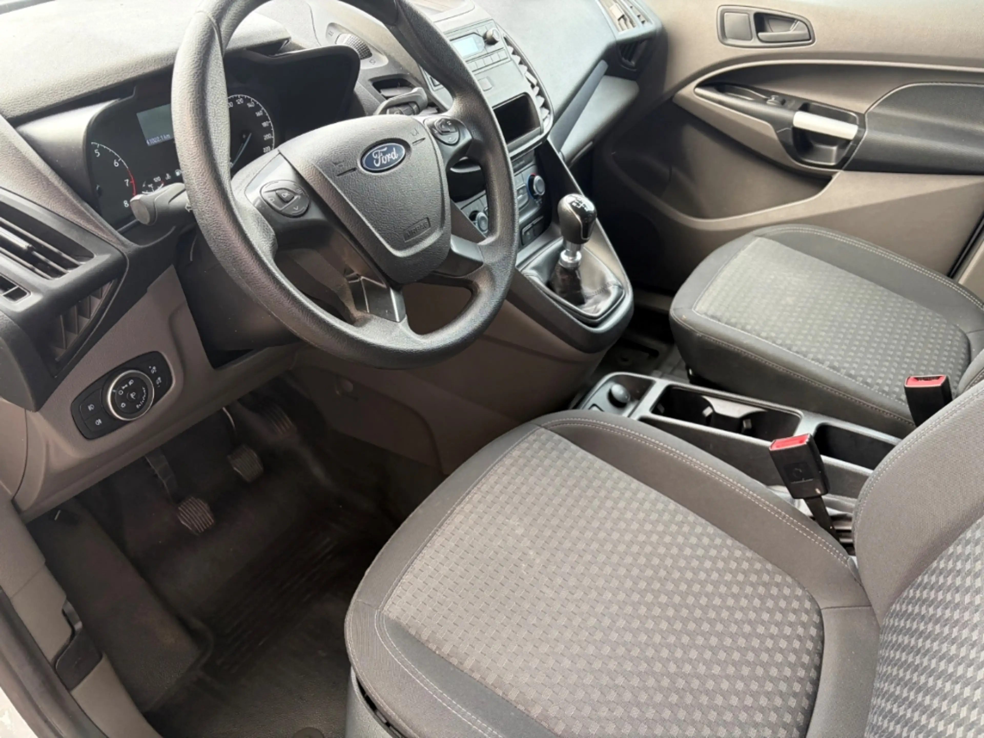 Ford Transit Connect 1.0 EcoBoost Kasten Trend Klimaanlage — photo 7