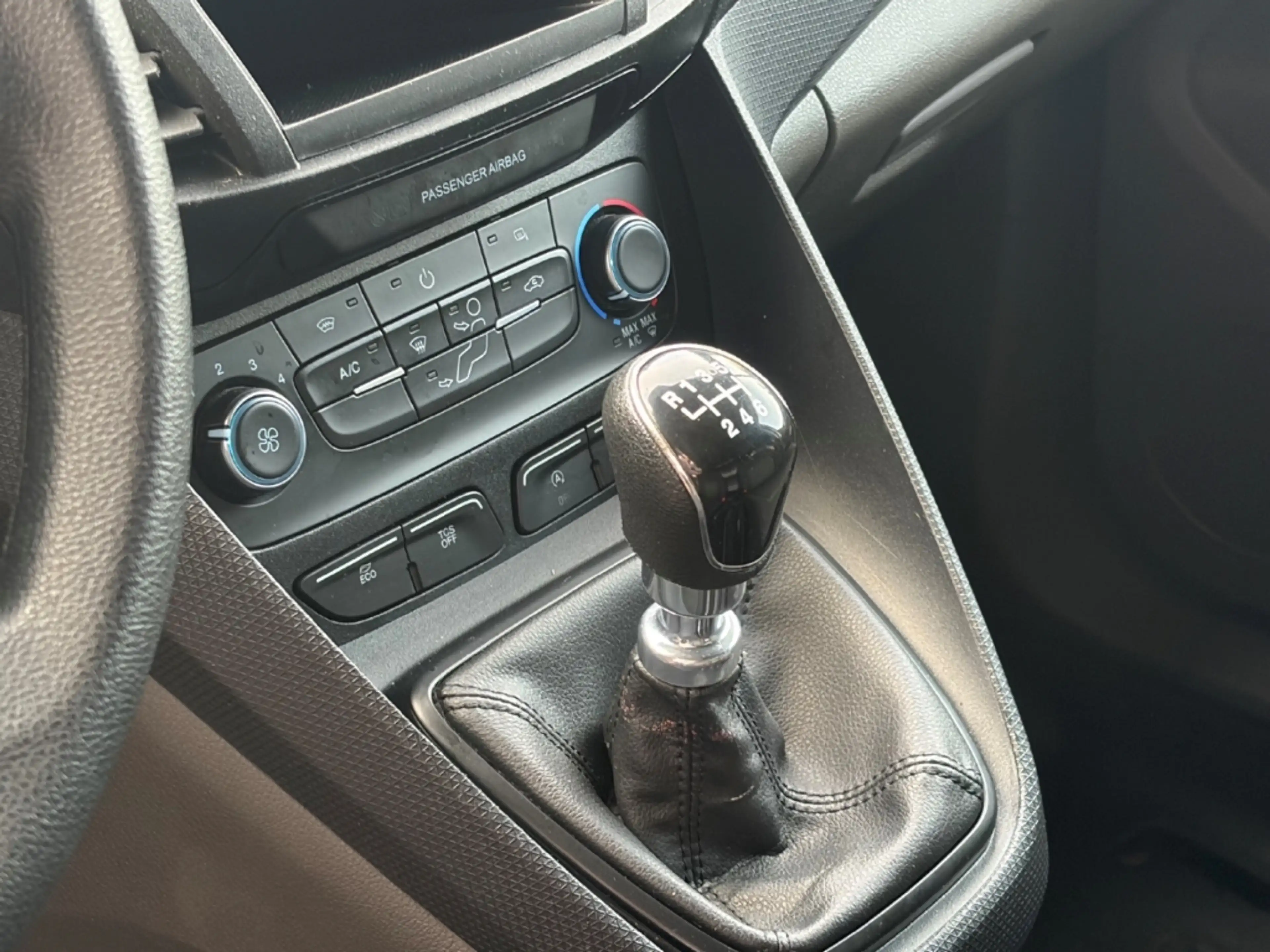 Ford Transit Connect 1.0 EcoBoost Kasten Trend Klimaanlage — photo 11