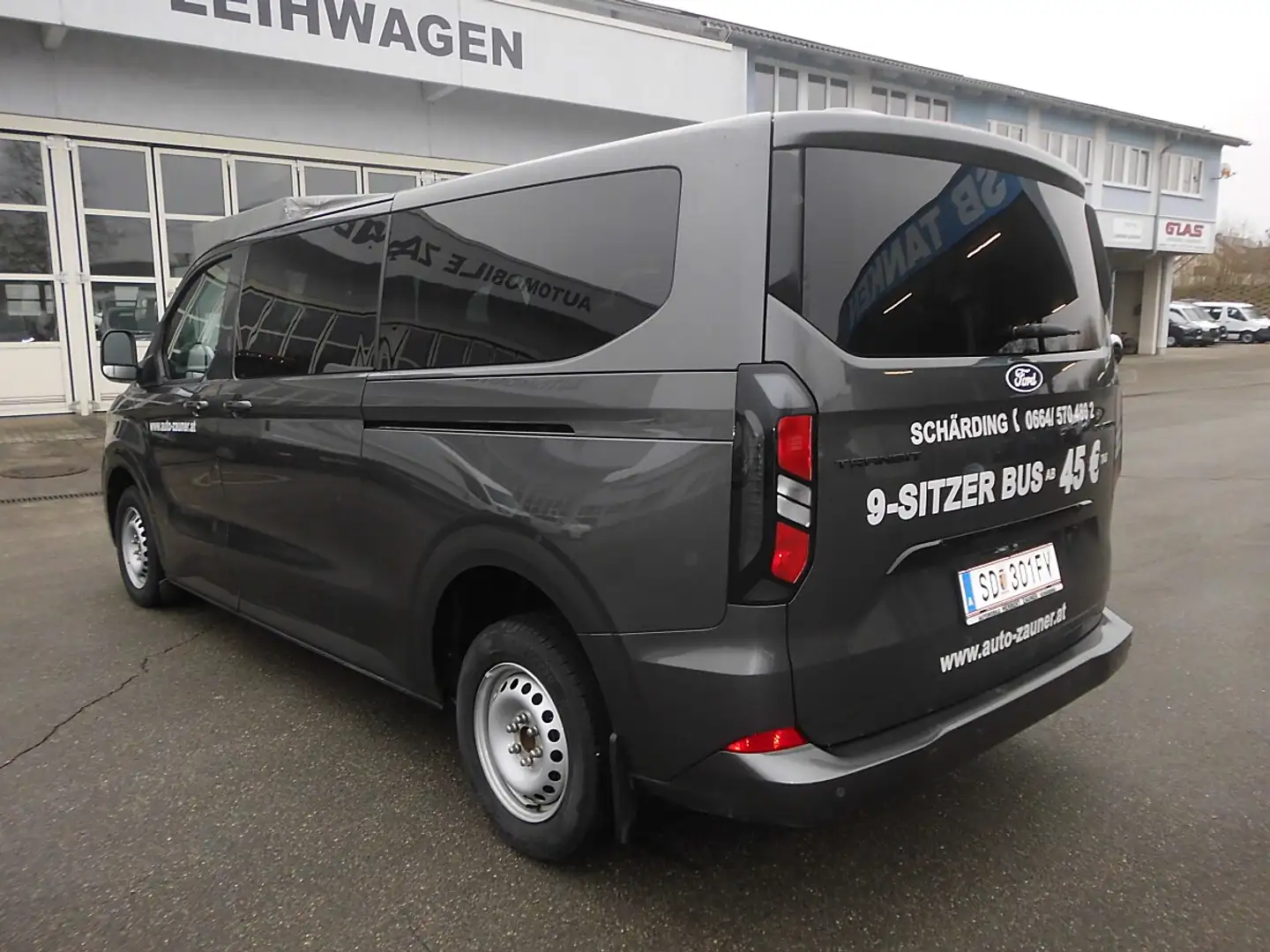 Ford Transit Custom Kombi 2,0 EcoBlue L2H1 320 FWD Limited Grau - 2