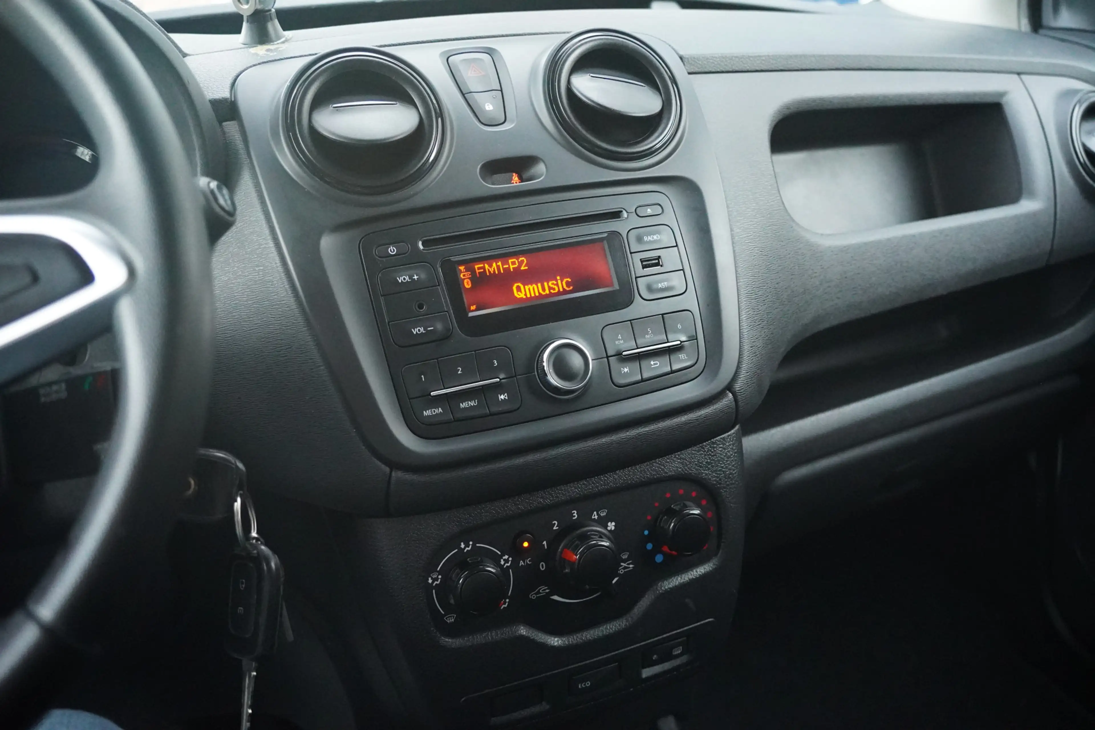Dacia Dokker 1.6 MPI, AIRCO, BLUETOOTH, BTW-VRIJ / MARGE — photo 8