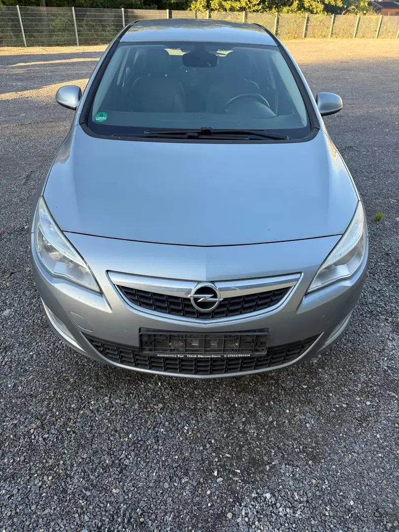 Opel Astra Innovation Grau - 1