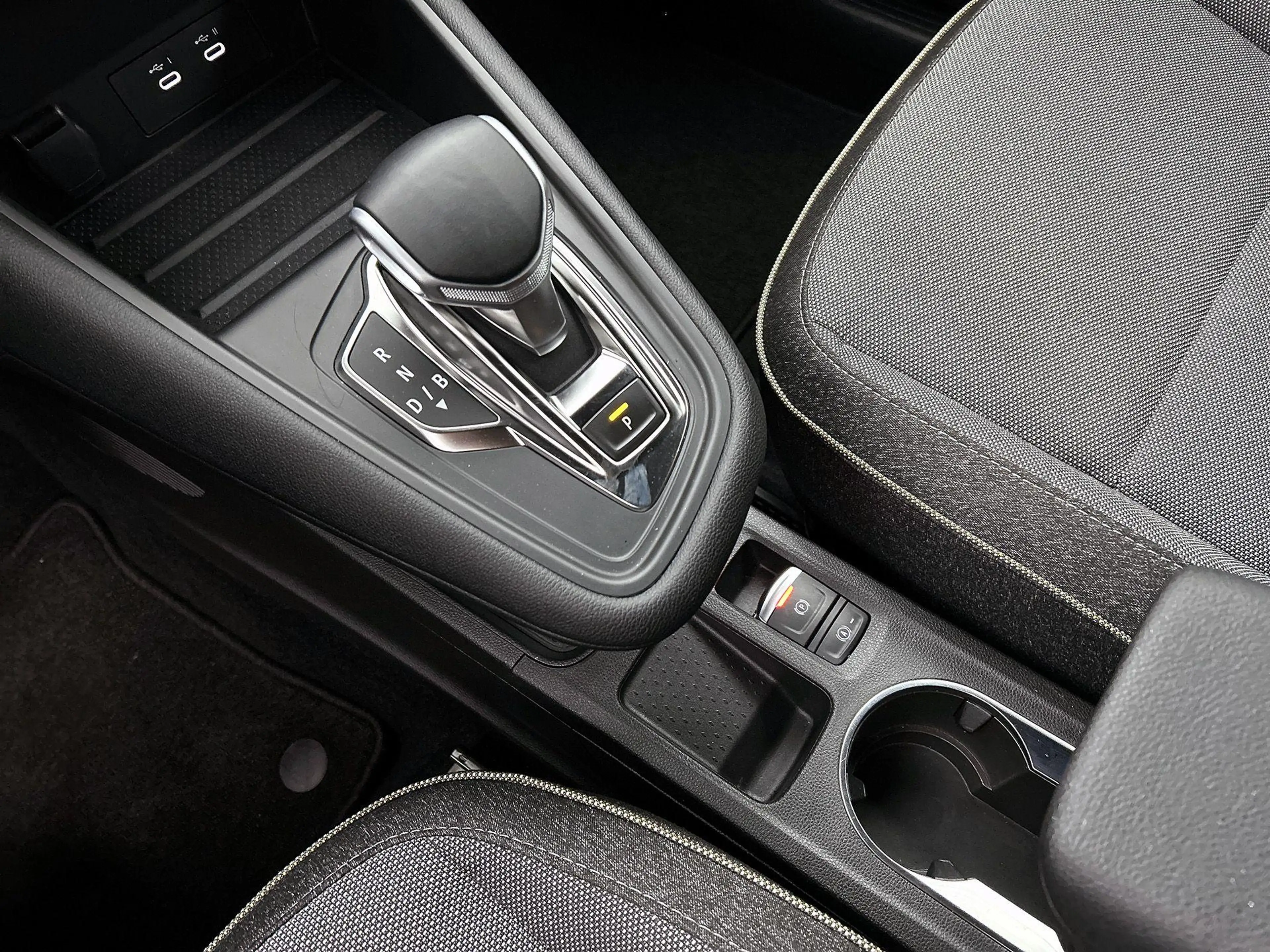 Renault Symbioz 1.6 E-Tech full hybrid 145 techno — photo 10