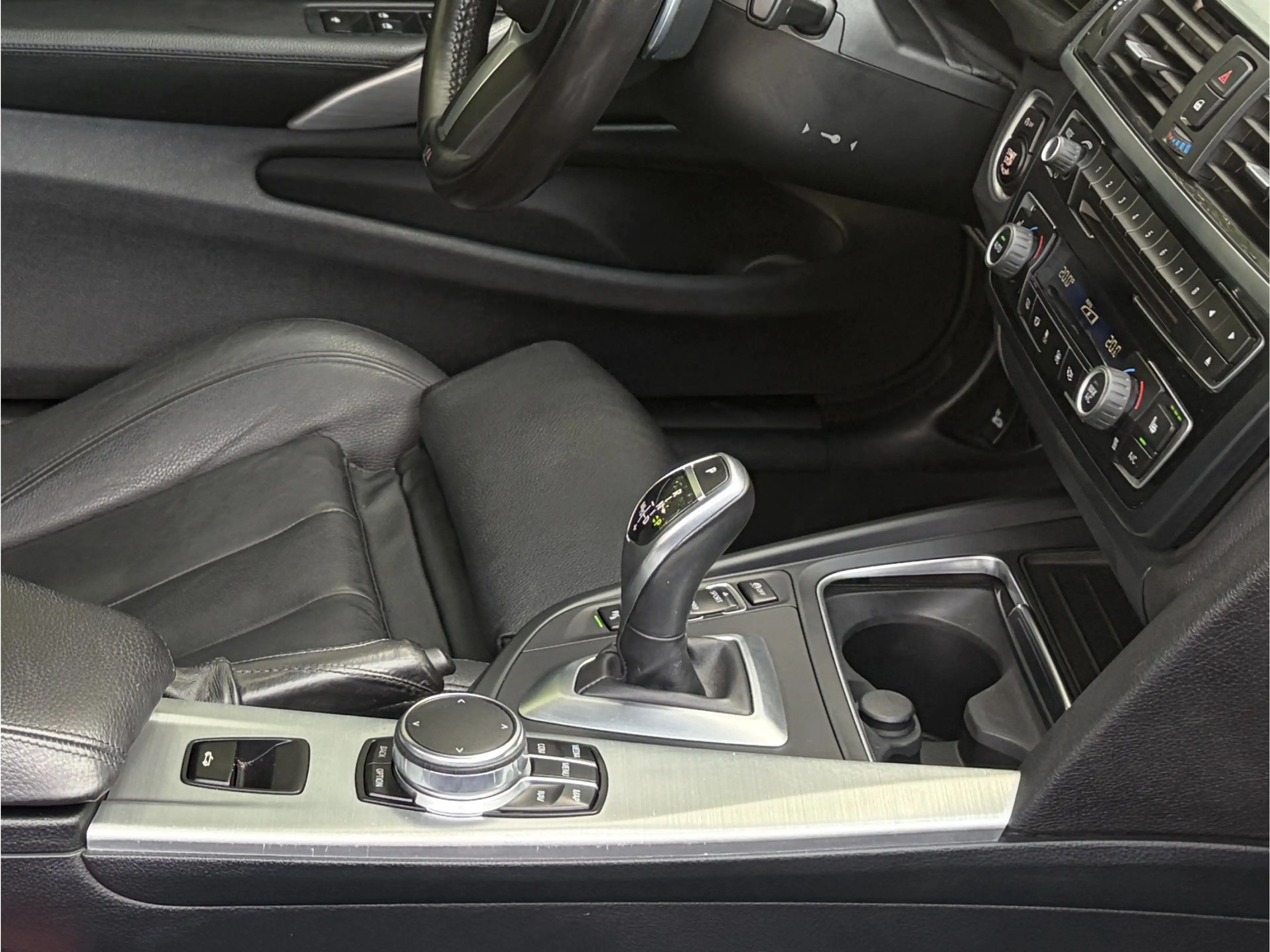 BMW 440 4-serie Cabrio 440i Centennial High Executive — photo 43
