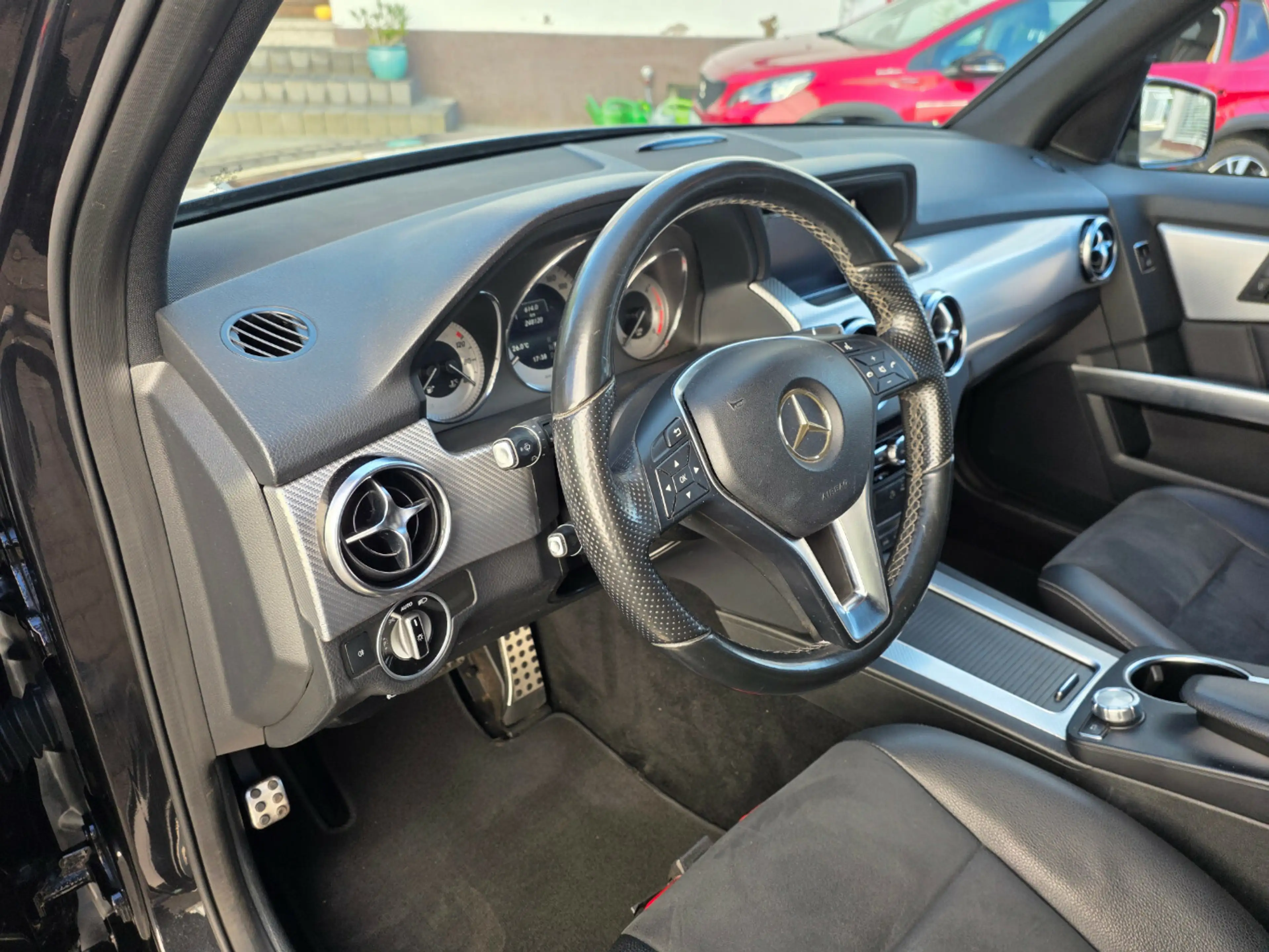 Mercedes-Benz GLK 350 CDI BlueEfficiency 4Matic — photo 12