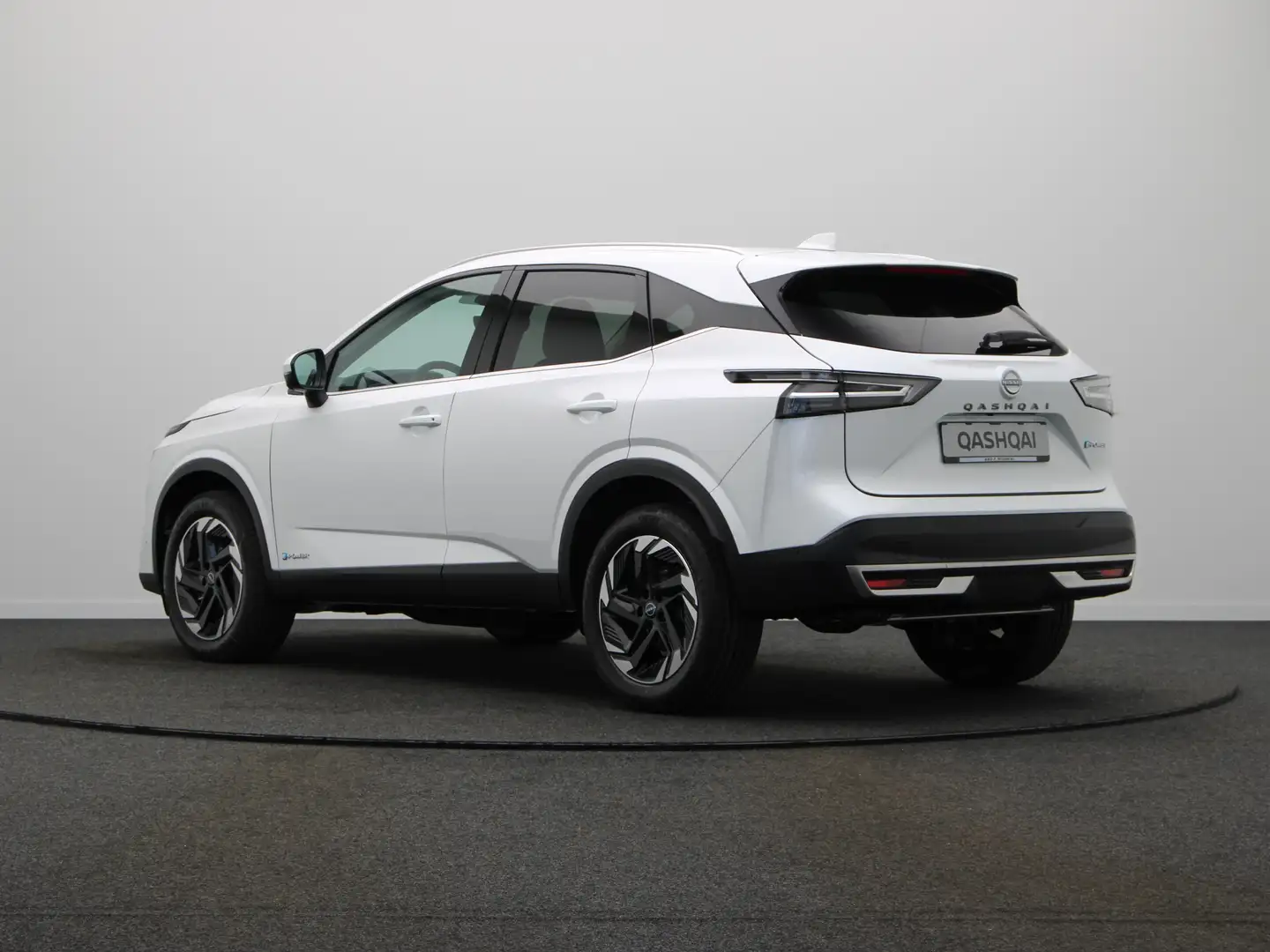 Nissan Qashqai N-Connecta + Panoramisch glazen dak + Cold Pack e- Weiß - 2