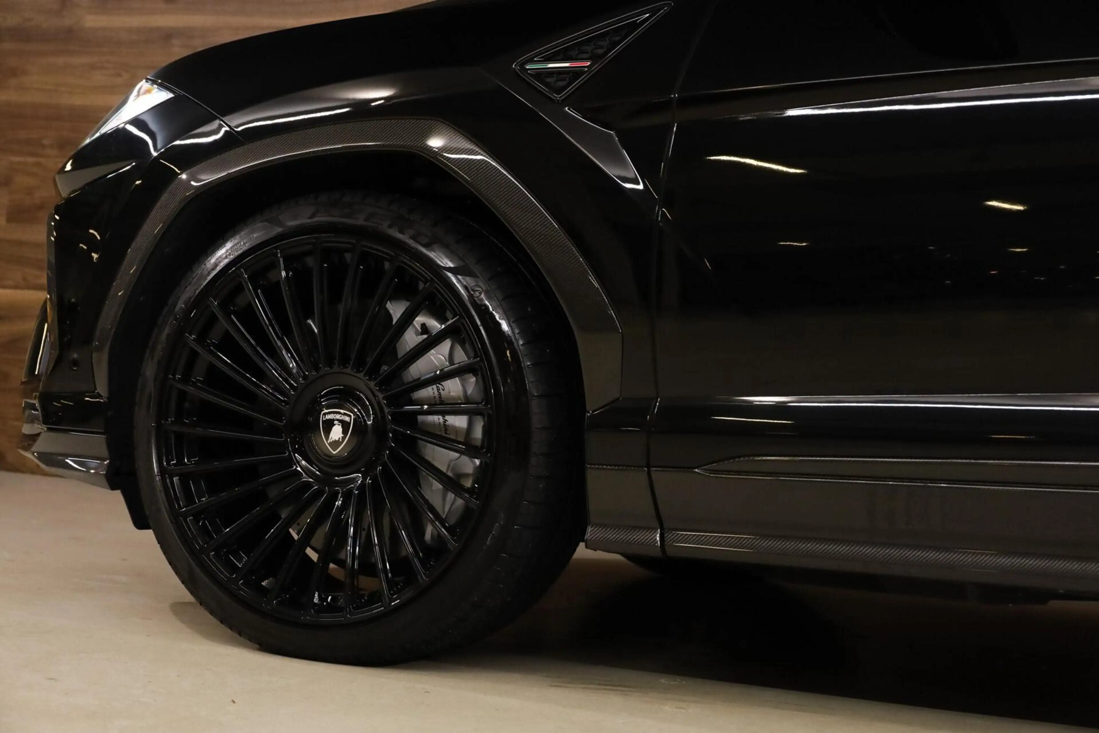 Lamborghini Urus 4.0 V8|Novitec|Full Carbon Ext.|Keramisch| — photo 42