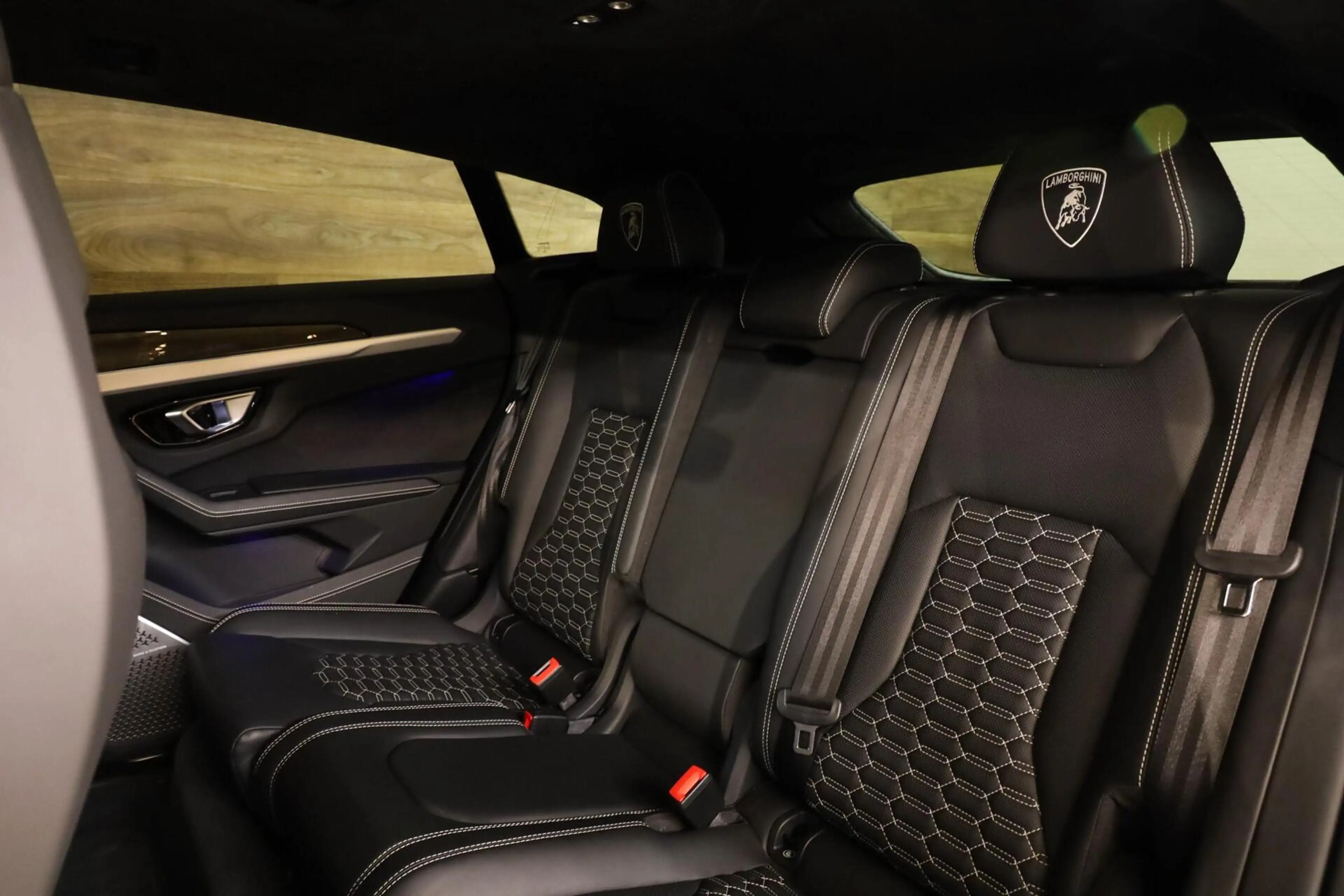 Lamborghini Urus 4.0 V8|Novitec|Full Carbon Ext.|Keramisch| — photo 11