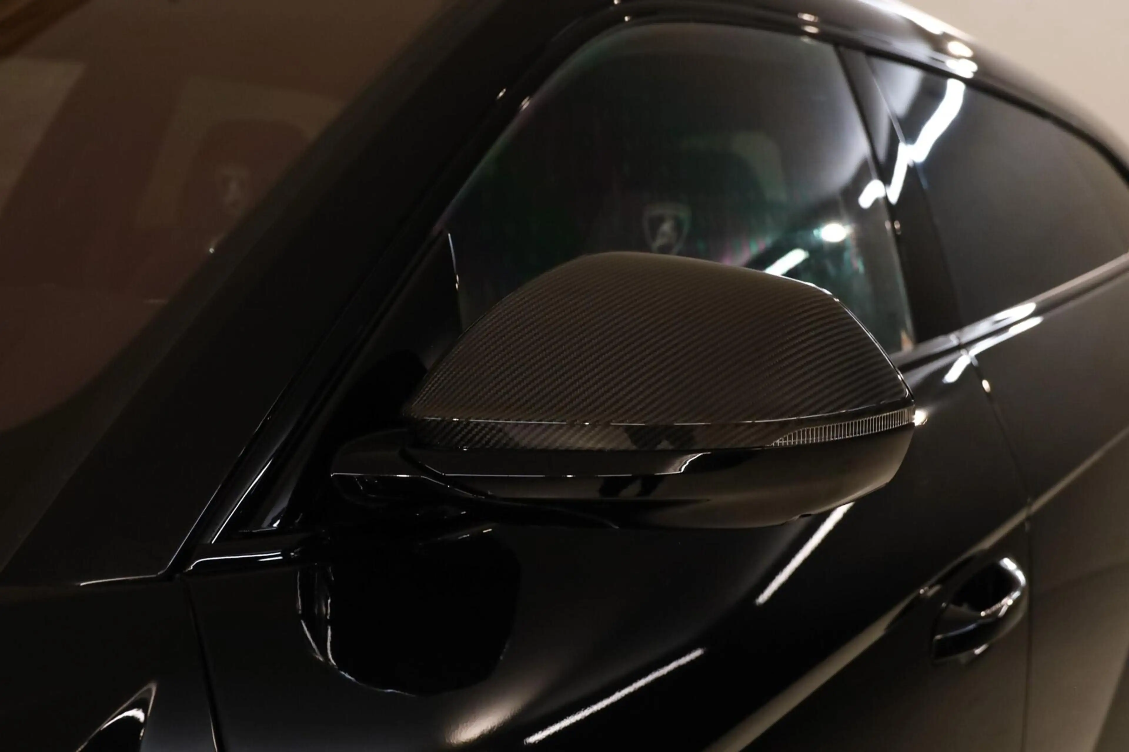 Lamborghini Urus 4.0 V8|Novitec|Full Carbon Ext.|Keramisch| — photo 39