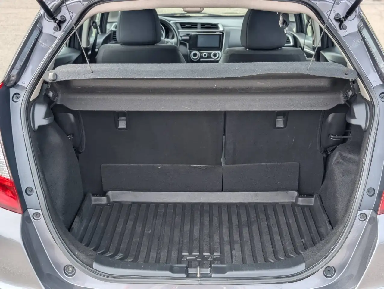 Honda Fit снимка Honda Fit
