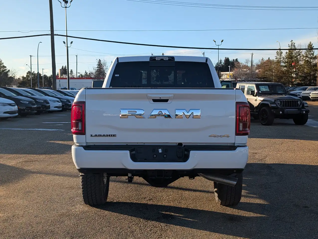 RAM 3500 снимка RAM 3500