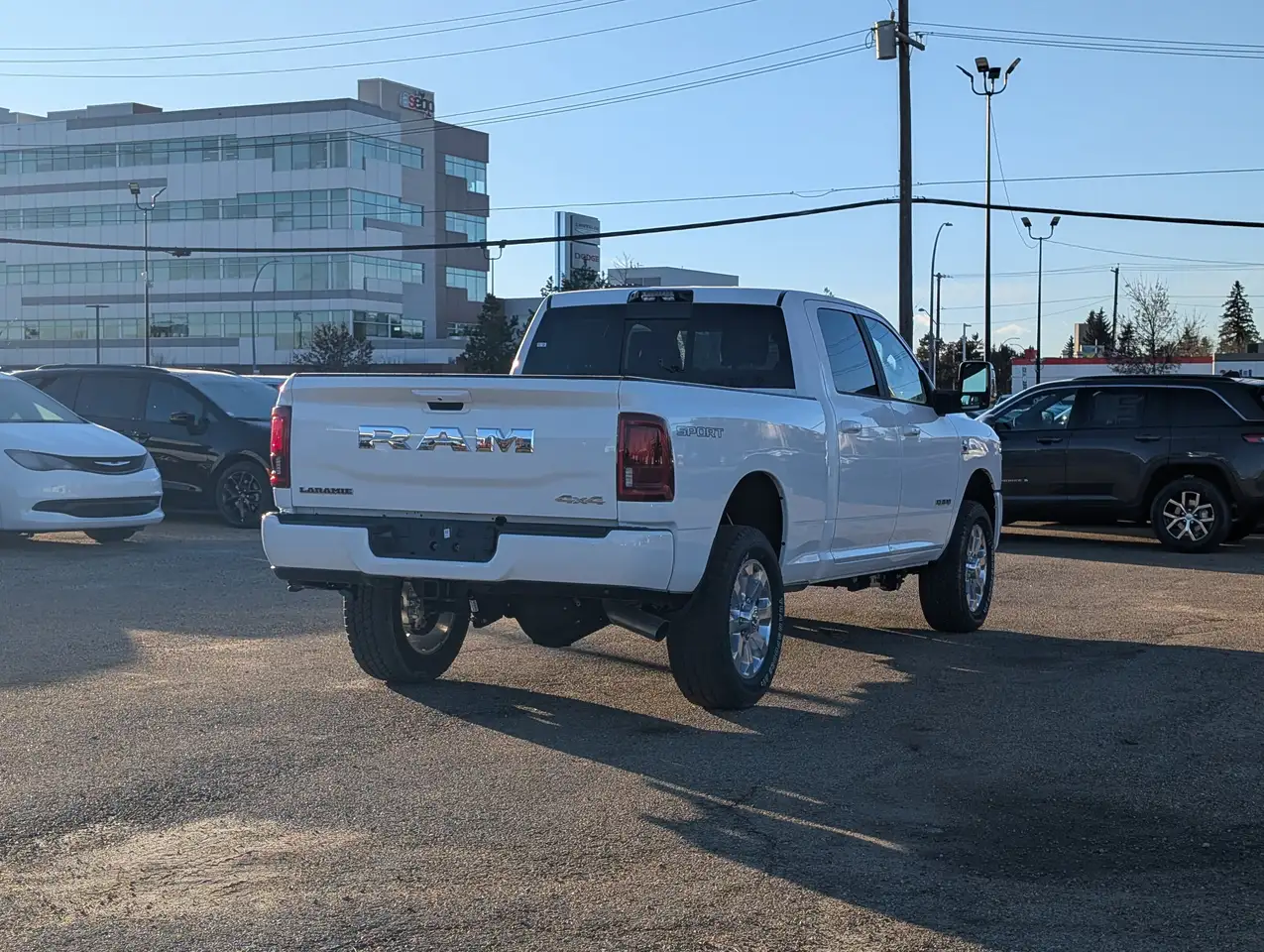 RAM 3500 снимка RAM 3500