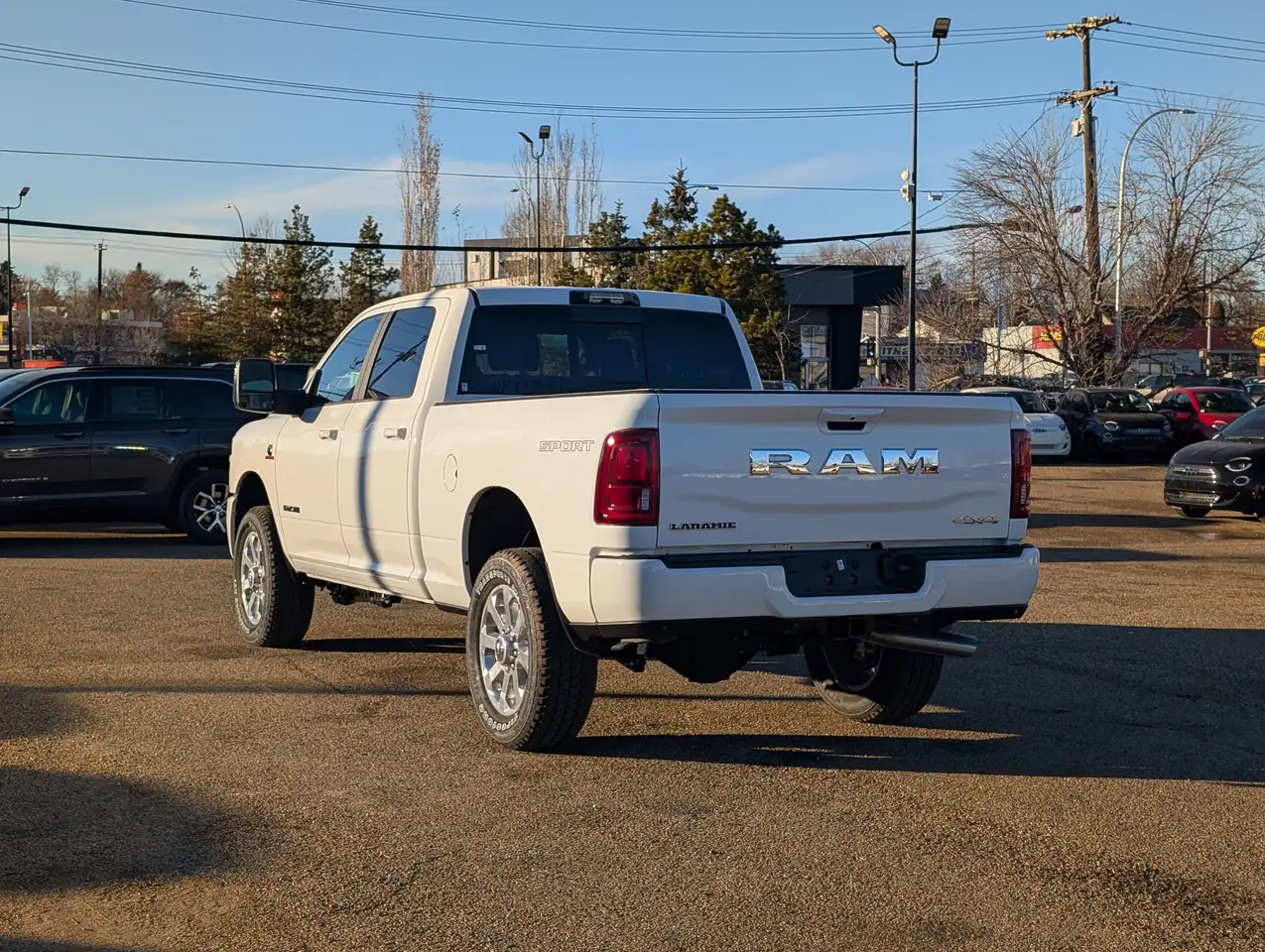 RAM 3500 снимка RAM 3500