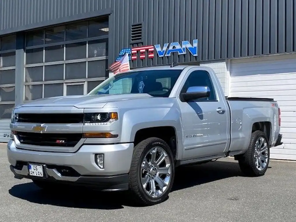 Chevrolet Silverado 2018 из Европы — купить под ключ