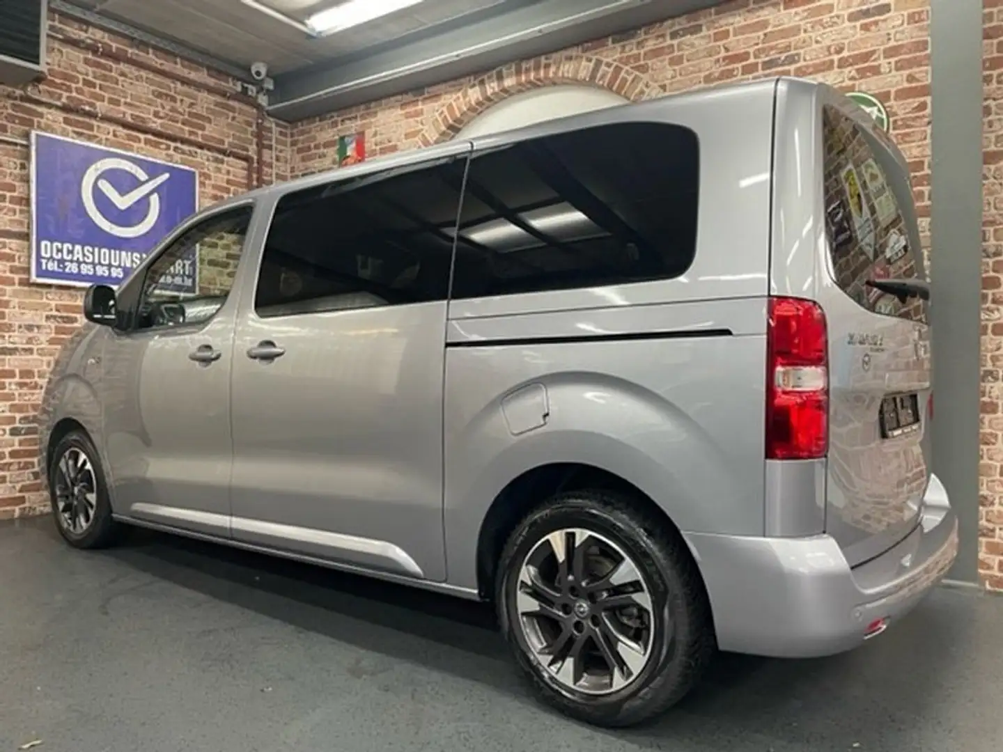 Opel Zafira ZAFIRA LIFE 2.0 D 177cv Auto M-EDITION (8PLACES) Gris - 2