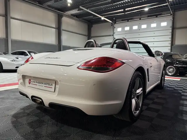 Porsche Boxster view 7