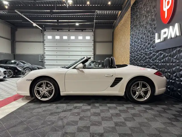 Porsche Boxster view 8
