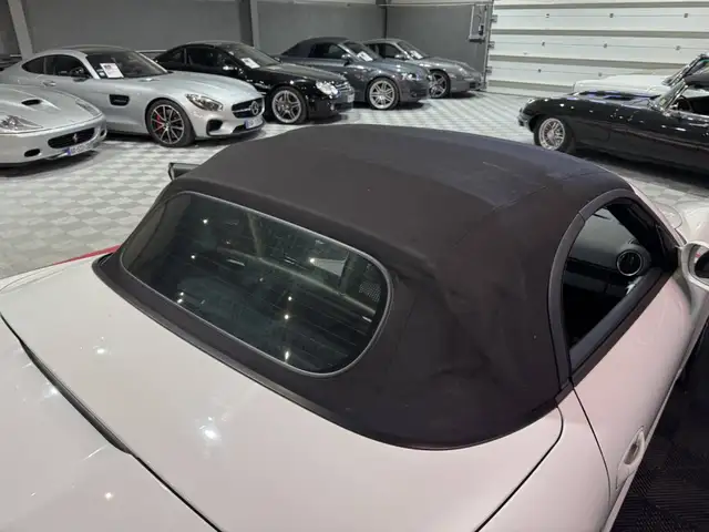 Porsche Boxster view 21