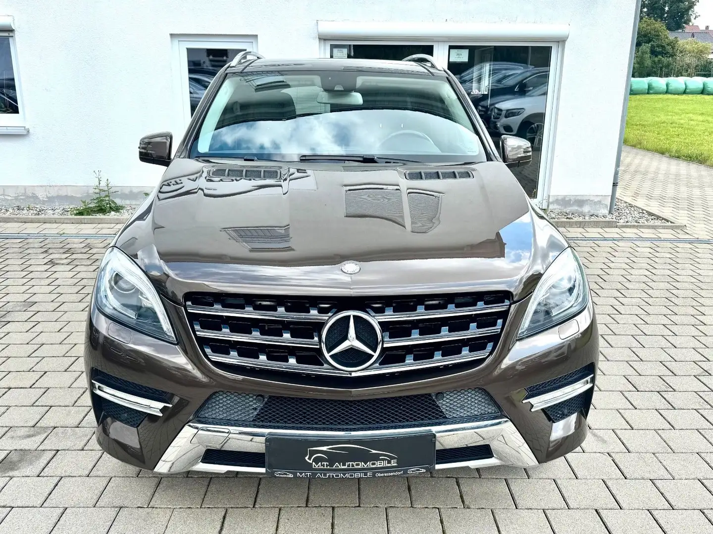 Mercedes-Benz ML 350 *AMG*AIRMATIC*AHK*PANO*NAVI*KAMERA*SOUNDSY Braun - 2