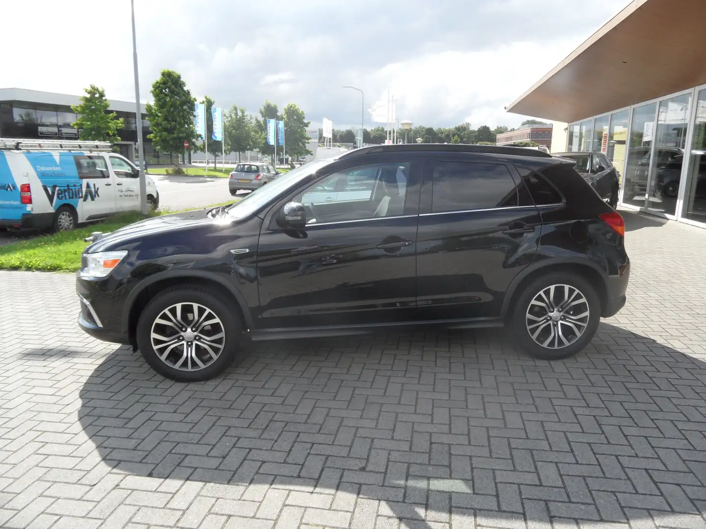 Mitsubishi ASX 1.6 Cleartec Intense Zwart - 2