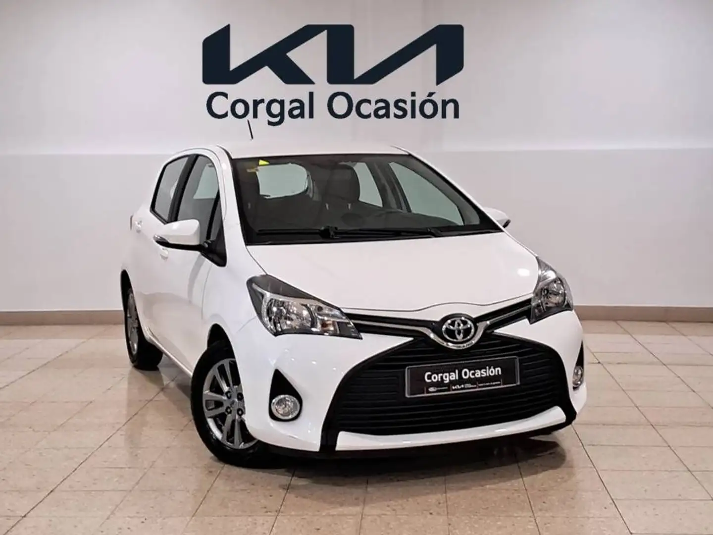 Toyota Yaris 1.0 City Blanco - 1