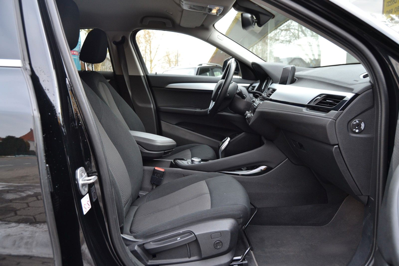 BMW X2 sDrive 18d*Advantage*Ambiente*LED*Navi*Temp.* — photo 14