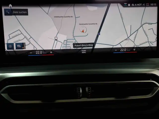 BMW 3 Series view 12