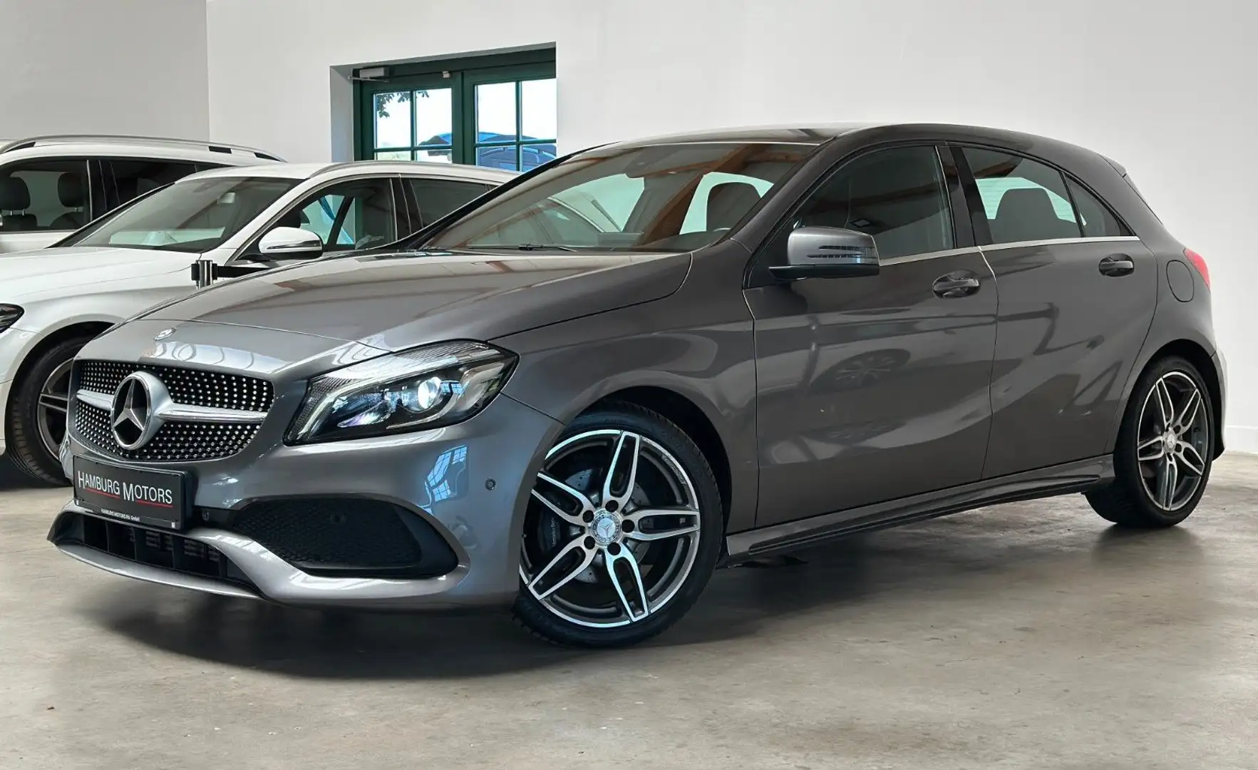 Mercedes-Benz A 200 CDI 7G-tronic AMG Line Sportpaket 136 PS Grau - 2