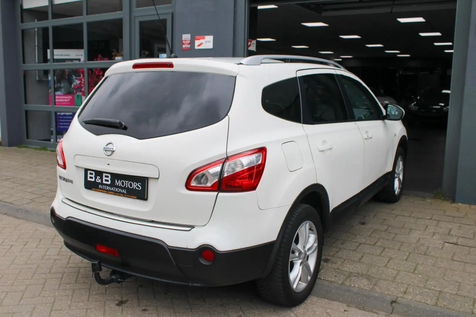 Nissan Qashqai+2 2.0 Tekna 4WD Blanco - 2
