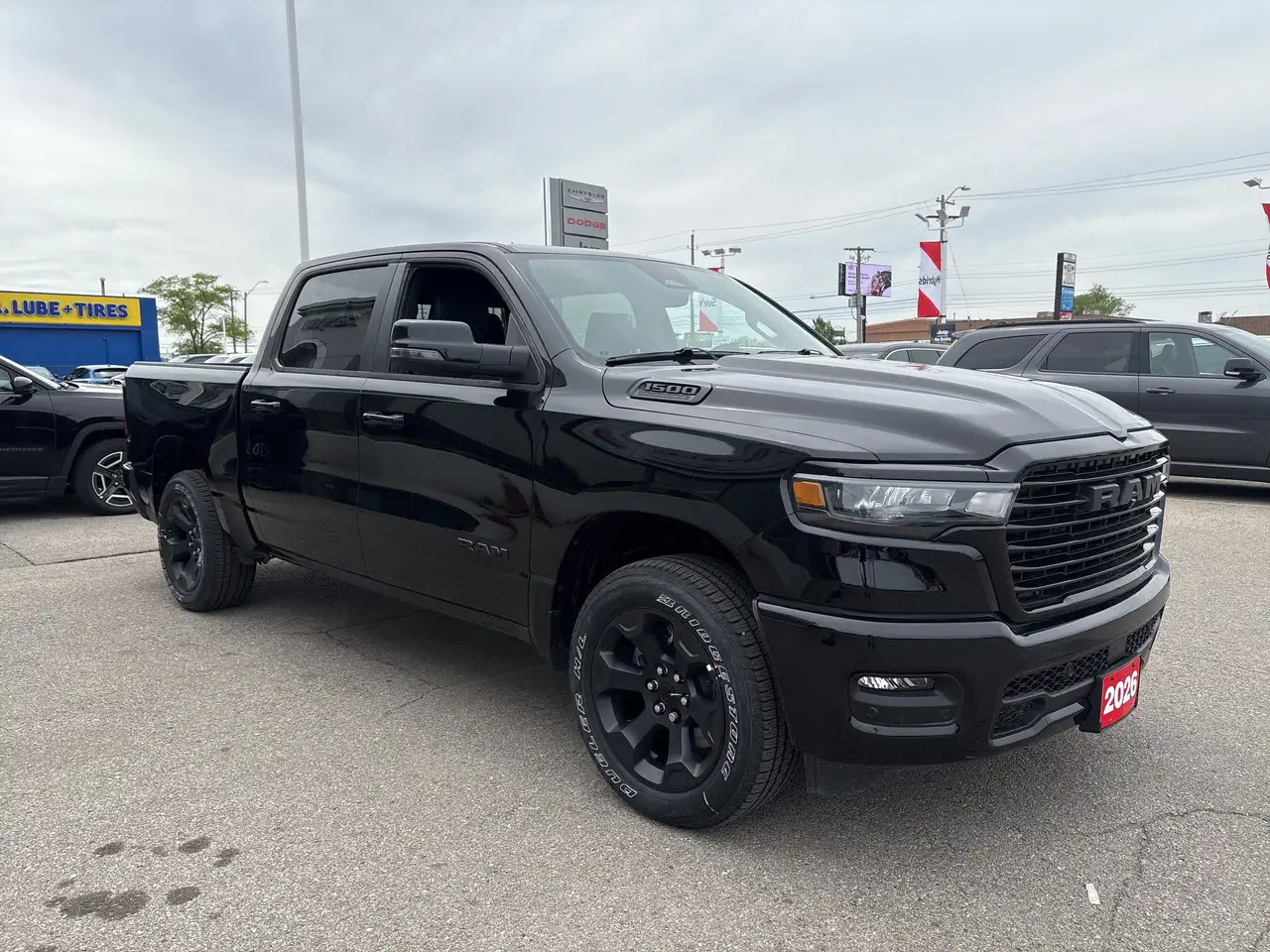 RAM 1500 снимка RAM 1500