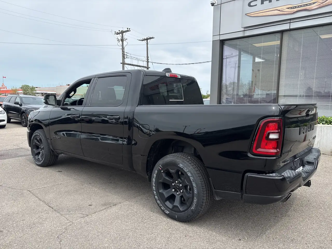 RAM 1500 снимка RAM 1500