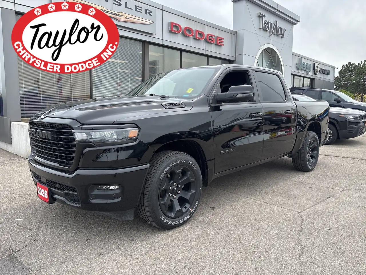 RAM 1500 снимка RAM 1500