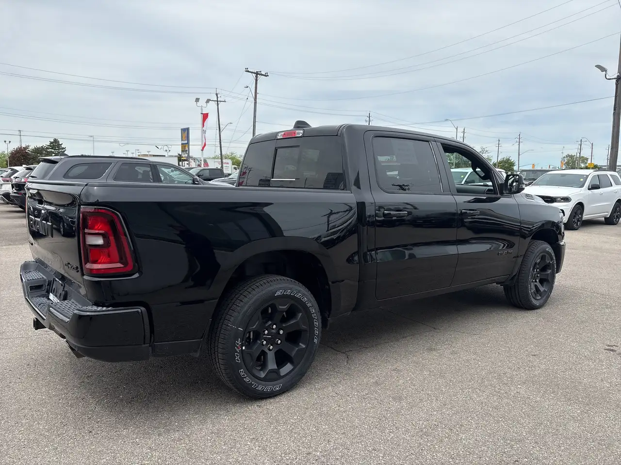 RAM 1500 снимка RAM 1500
