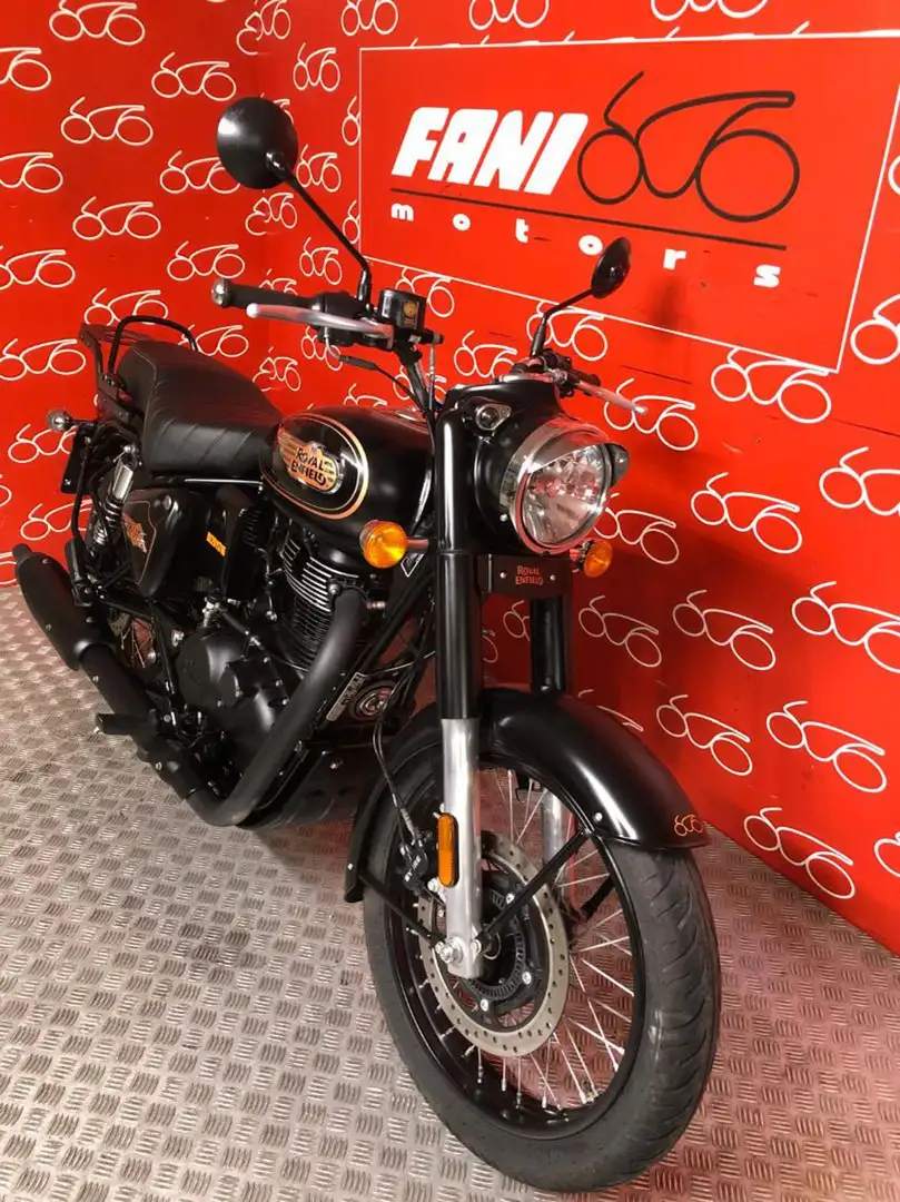 Royal Enfield Bullet 350 . Noir - 2