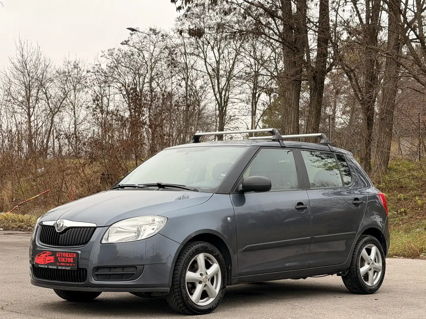 Skoda Fabia Classic 1.2 37000 km 1 besitz mit garantie Grau - 2