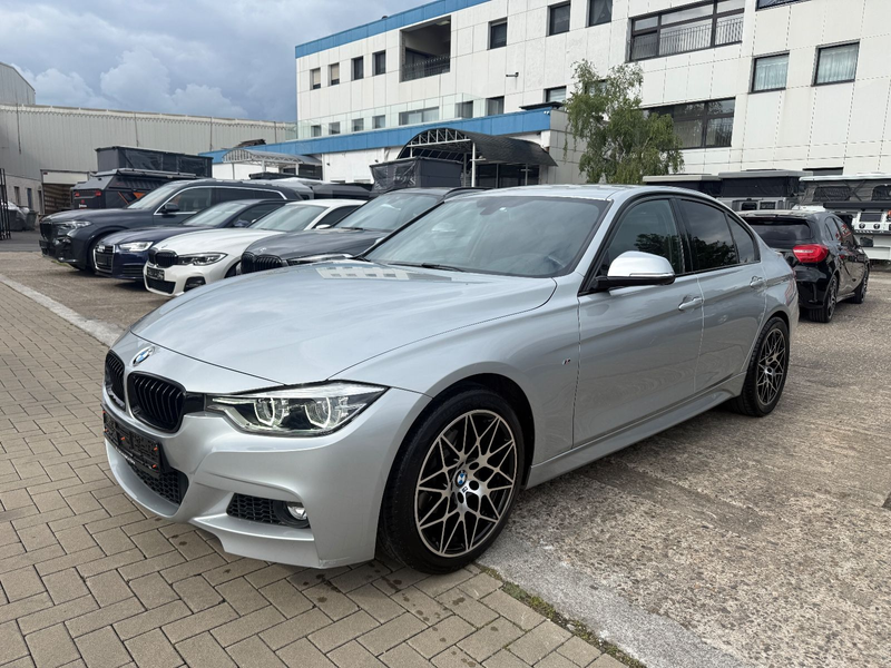BMW 318 i M Sport/LED/SHZ/Leder/Shadow Line — photo 2