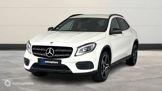 Mercedes-Benz GLA 200 200 Fascination