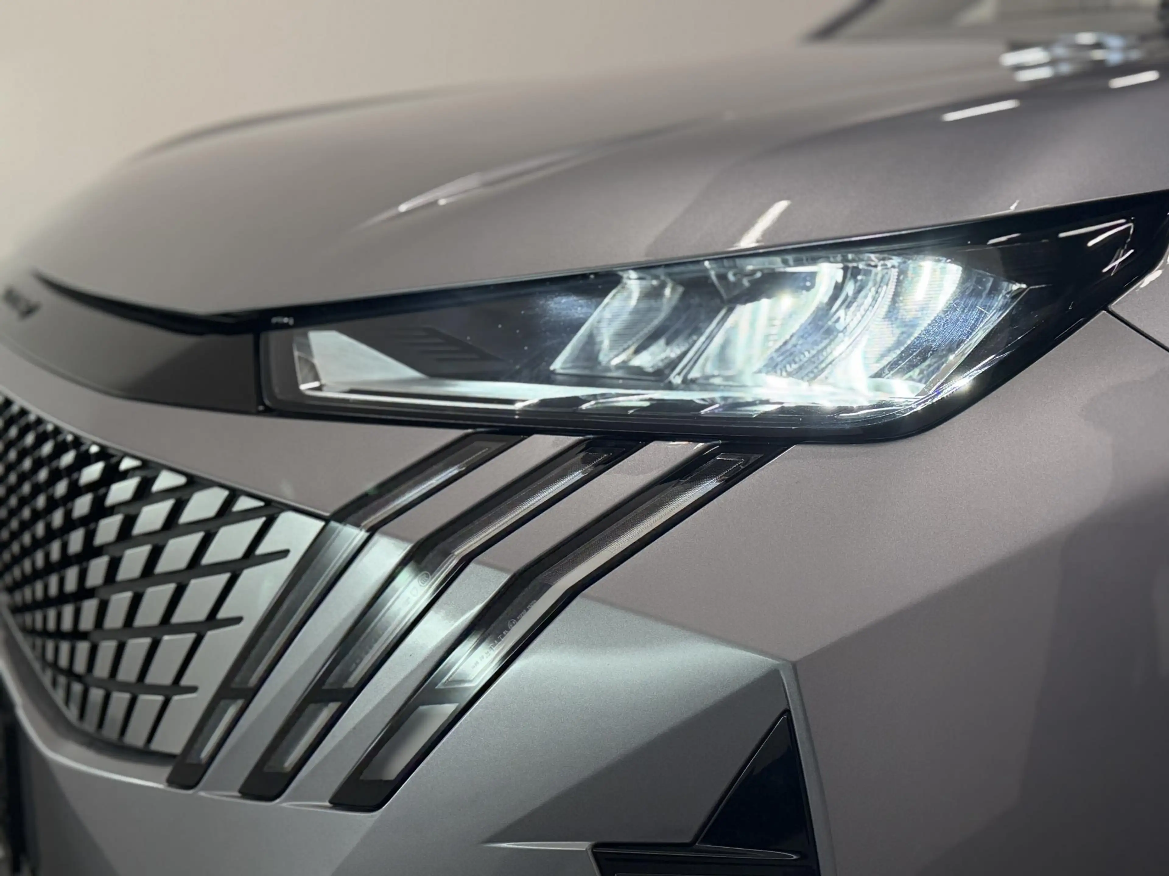 Peugeot 5008 1.2 Hybrid 136pk Allure Automaat Navigatie Cruise — photo 27