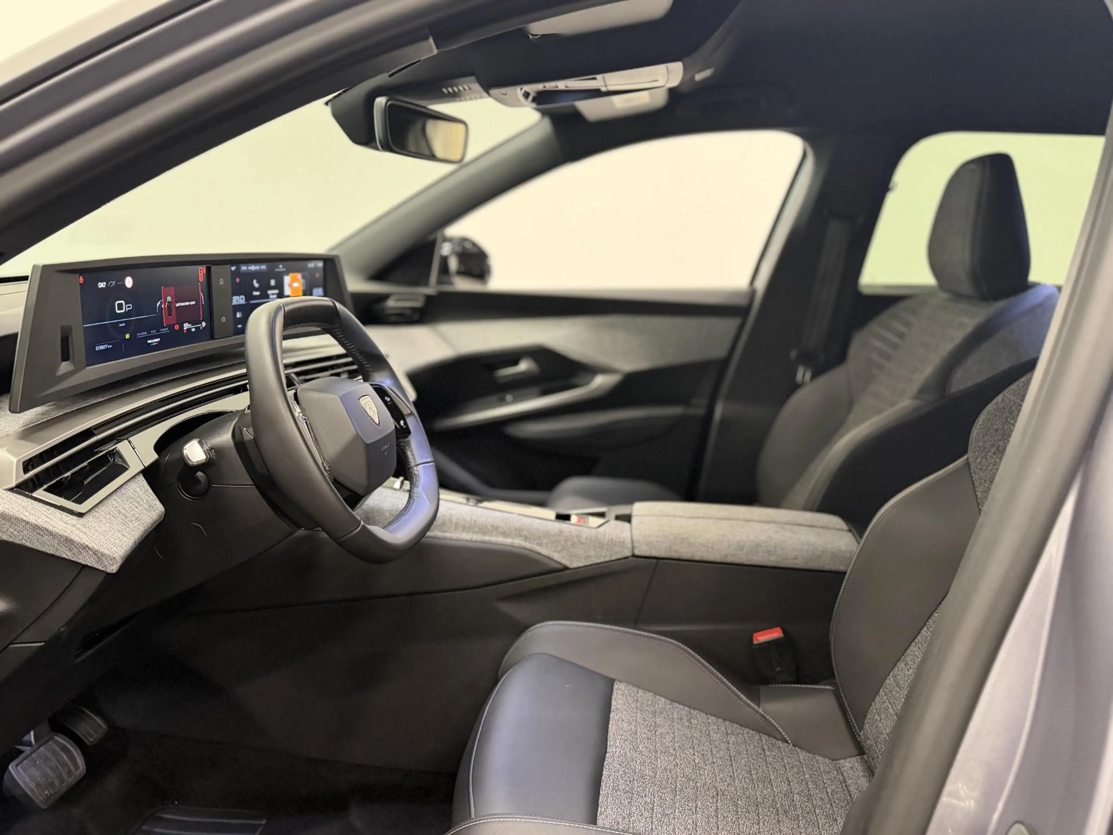 Peugeot 5008 1.2 Hybrid 136pk Allure Automaat Navigatie Cruise — photo 33