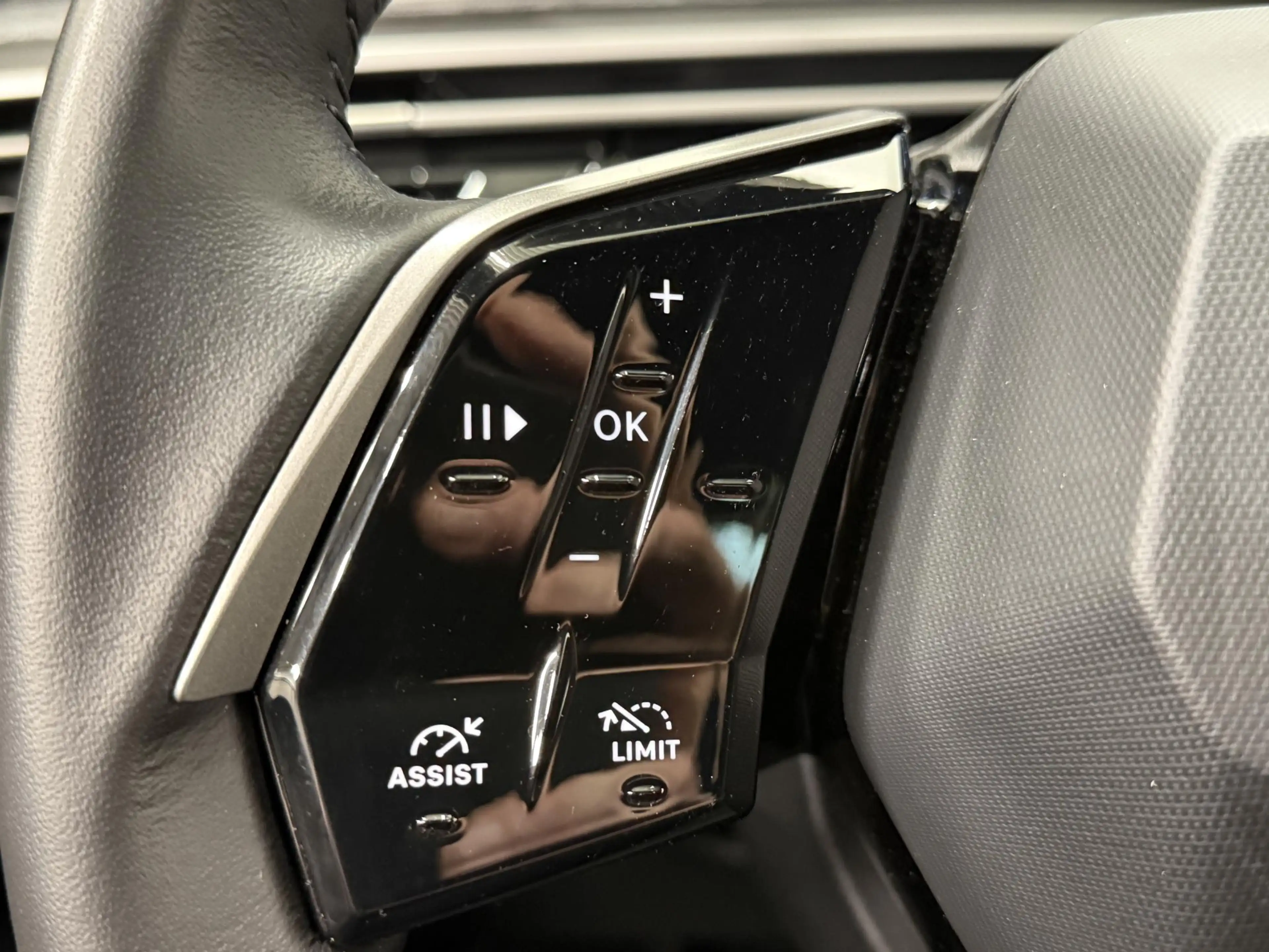 Peugeot 5008 1.2 Hybrid 136pk Allure Automaat Navigatie Cruise — photo 6