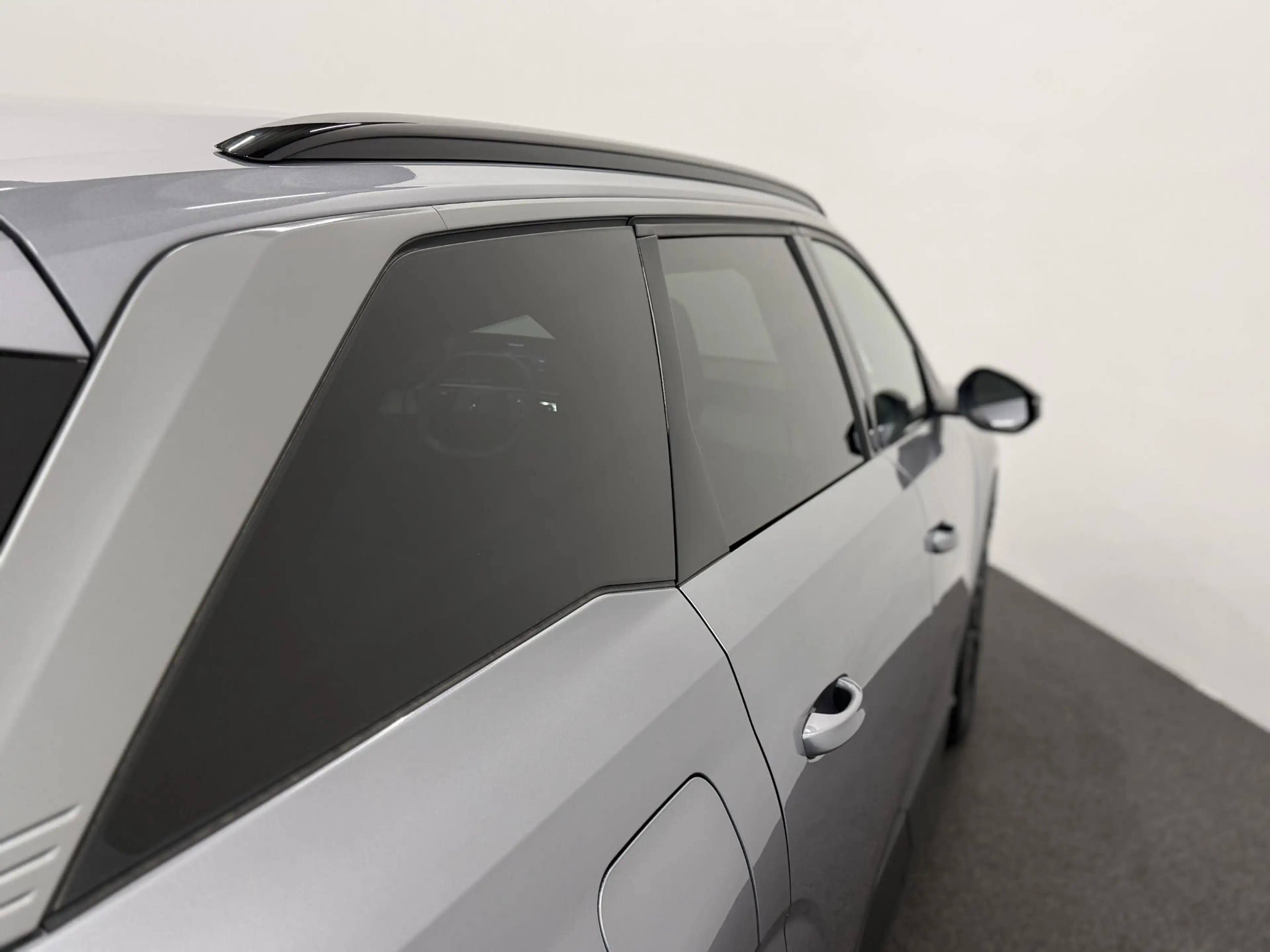 Peugeot 5008 1.2 Hybrid 136pk Allure Automaat Navigatie Cruise — photo 44