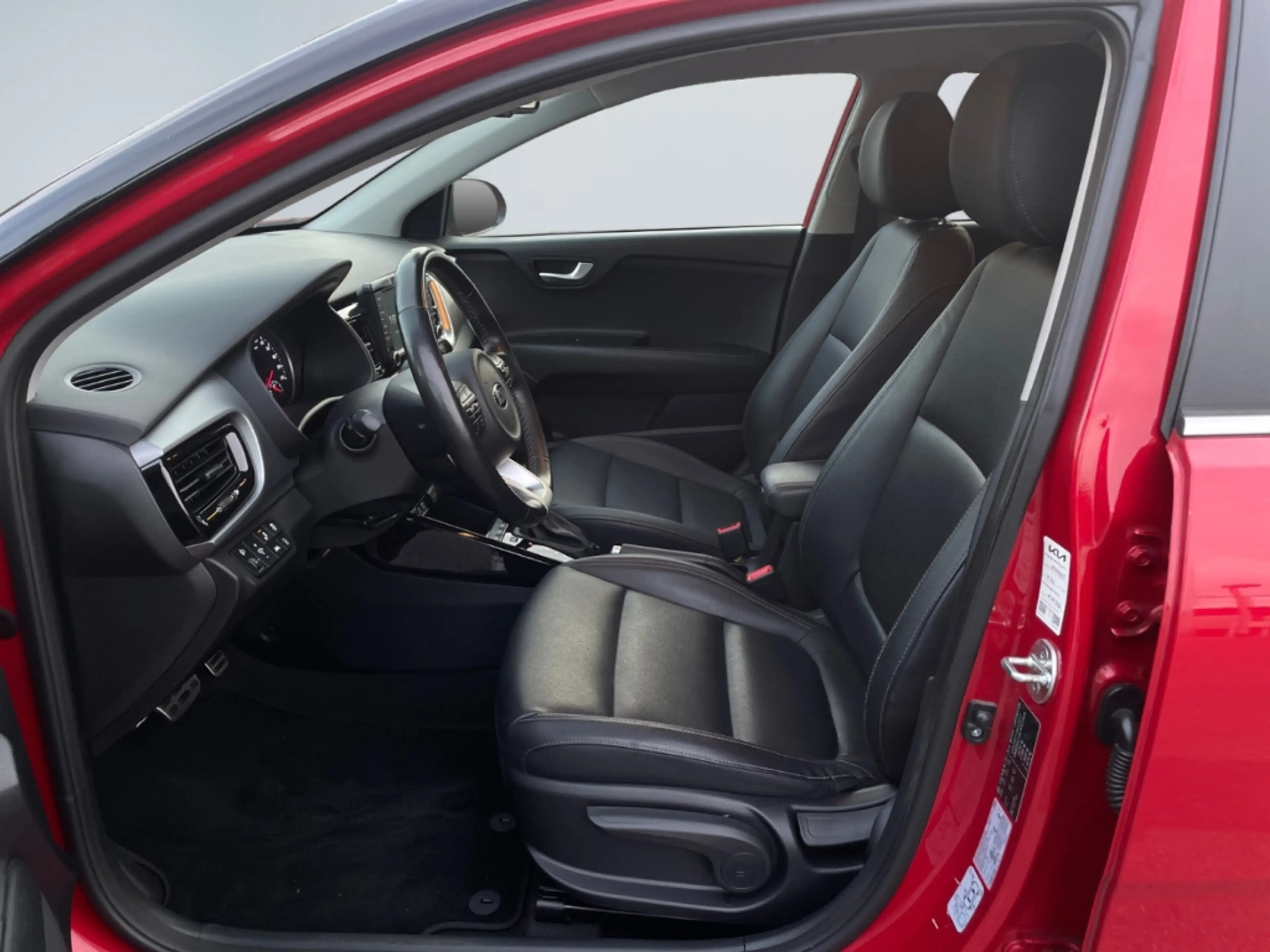 Kia Stonic 1.0 Platinum Navi Rückfahrkam. Klimaautom Leder LE — photo 9