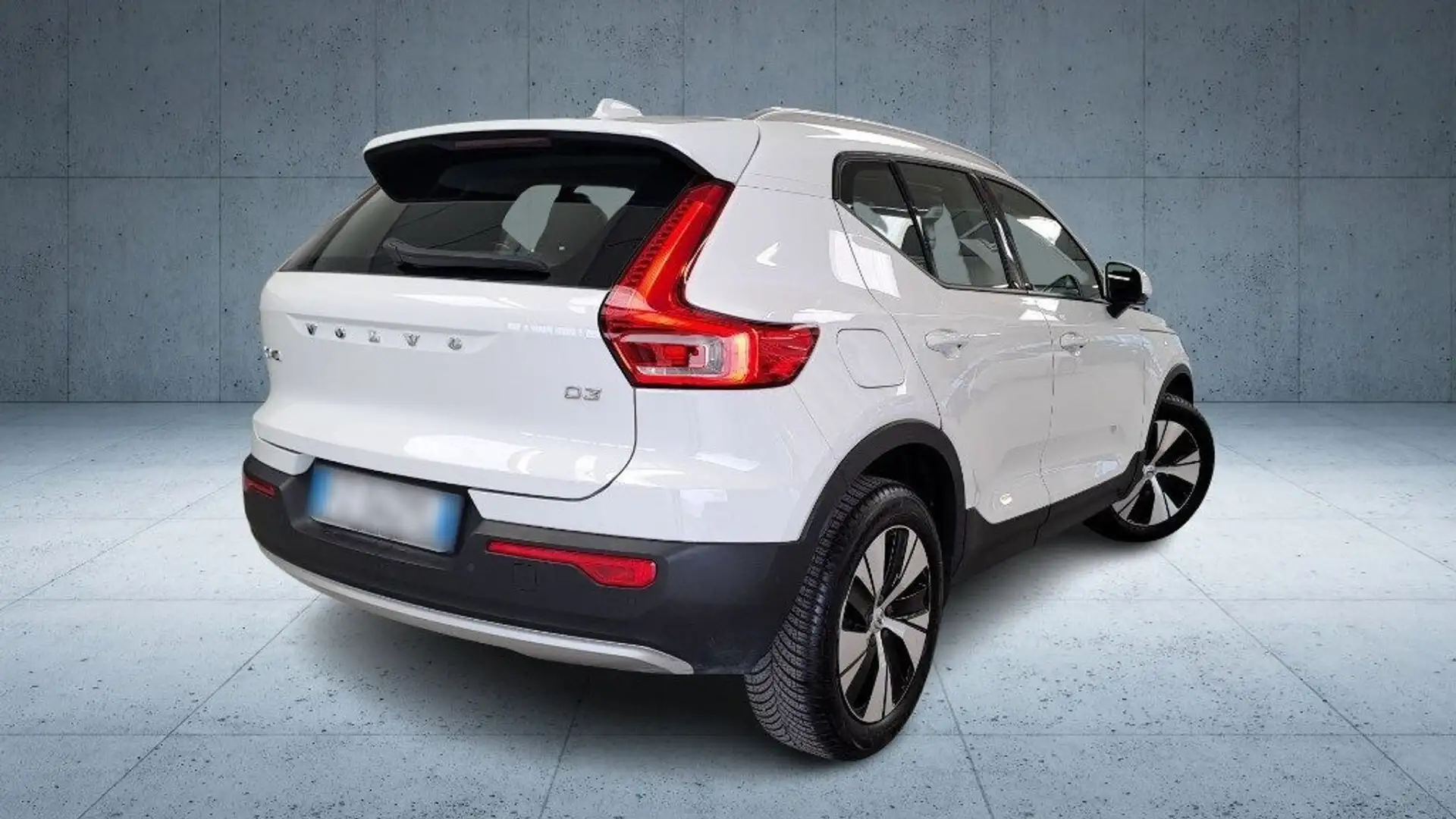 Volvo XC40 D3 Geartronic Momentum Wit - 2